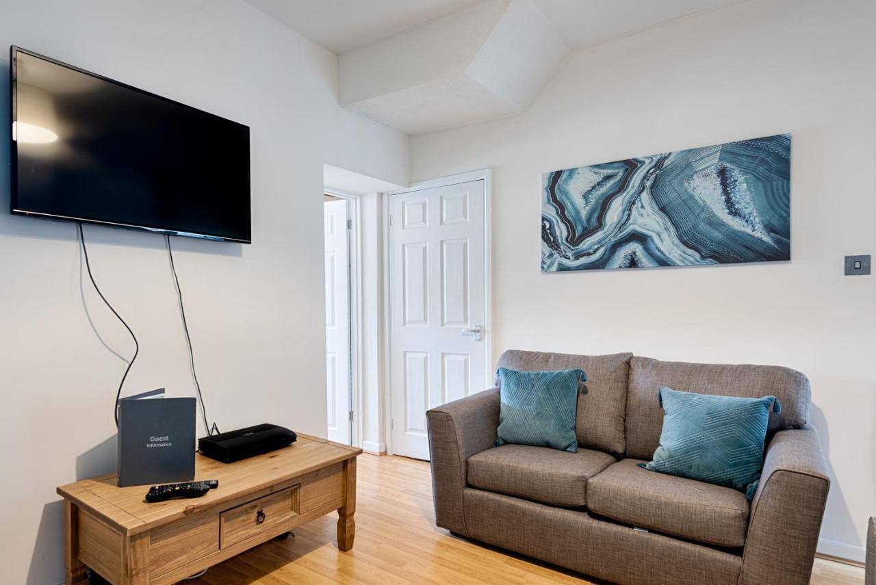 Free Parking, Spacious Rooms, Smart Tv'S All Rooms สวอนซี ภายนอก รูปภาพ